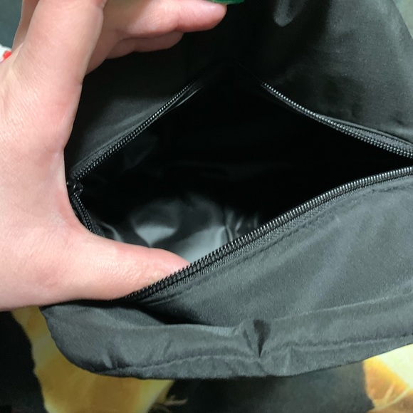 PINK by Victoria’s Secret Pineapple lunch tote - Picture 3 of 3